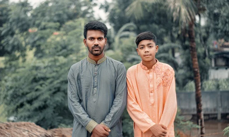 Když sousedství bolí: Příběh nevyžádaných návštěv a hranic