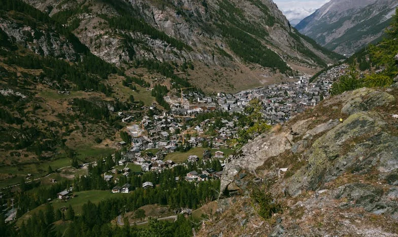 Mezi dvěma ohni: Když manžel nedokáže říct matce, že nemůžeme mít děti