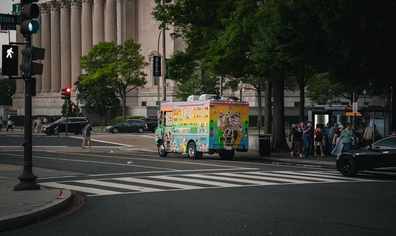Nikdy Dost Dobrá: Příběh o Lásce, Předsudcích a Hledání Sebehodnoty