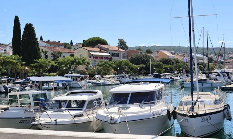 Stíny na důchodu: Příběh babičky Anny z Prahy