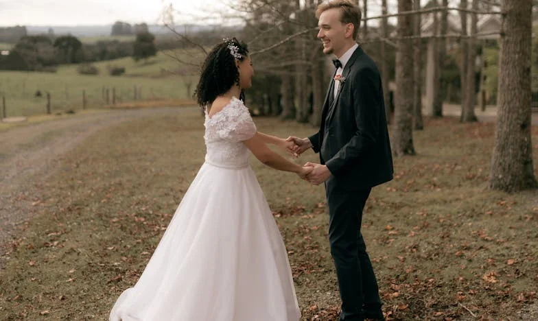 Tajemství za dveřmi: Když se minulost mého muže stala mou přítomností