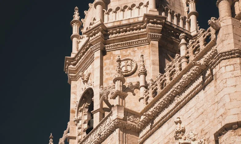 Ve stínu noci: Když má švagrová s dětmi stála u mých dveří – příběh zrady, rodinných ran a těžkých rozhodnutí