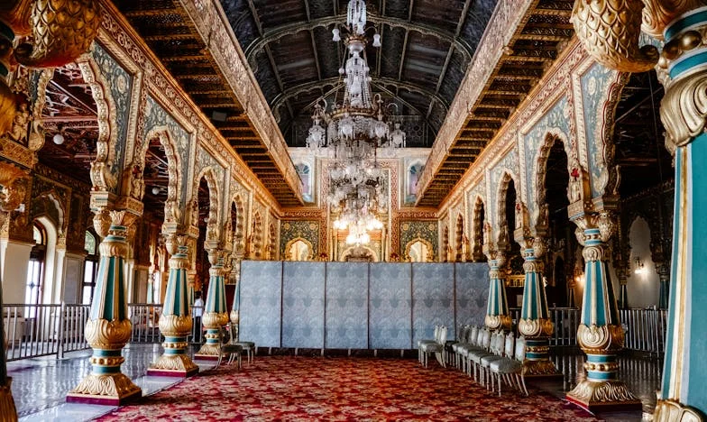 Dvě tváře pravdy: Když narození dvojčat změnilo všechno