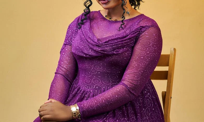 Když láska překonává hranice: Příběh o odvaze postavit se vlastní rodině