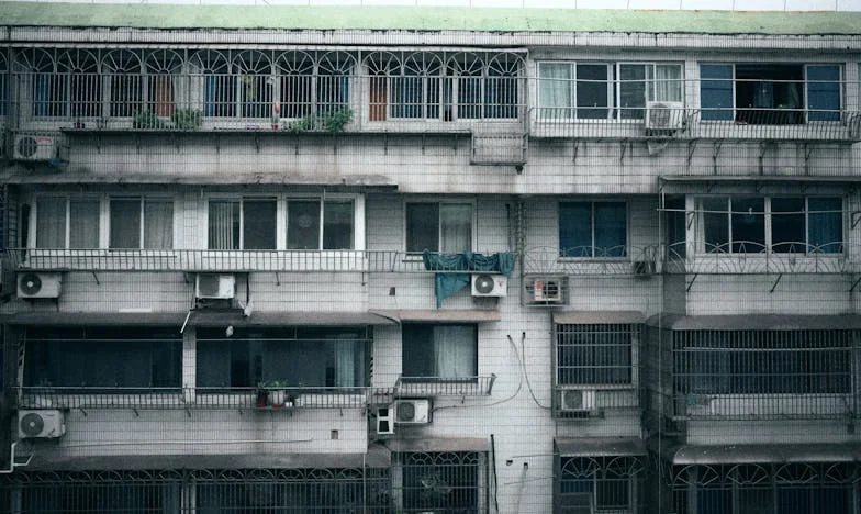 Když láska shoří: Příběh o kuchyni, hrdosti a tichu