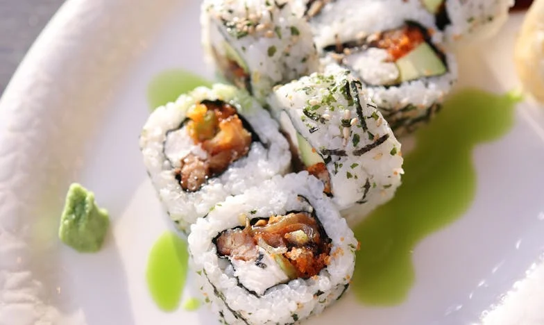 Když máma zavřela dveře: Příběh o tichu mezi zdmi