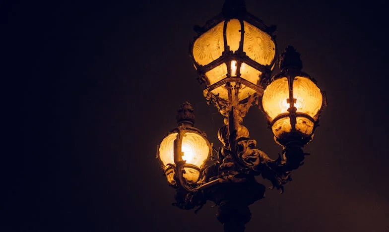 Láska na pranýři: Jak jsem přežila odsouzení kvůli vztahu se starším mužem