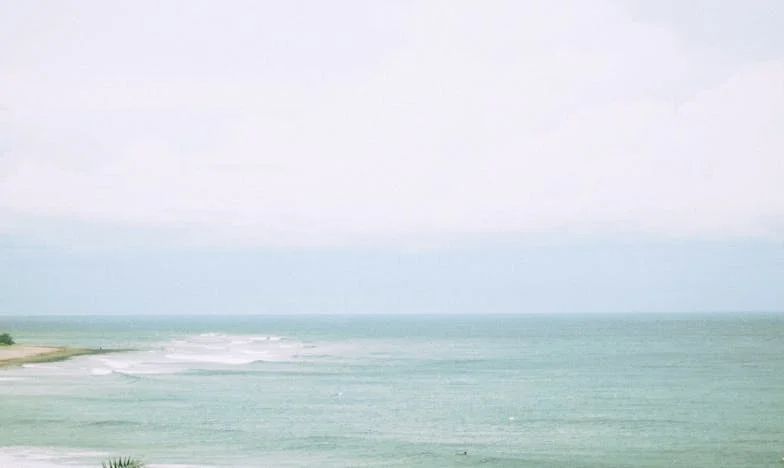 Hladová sousedka – Dětství ve stínu ticha a bídy