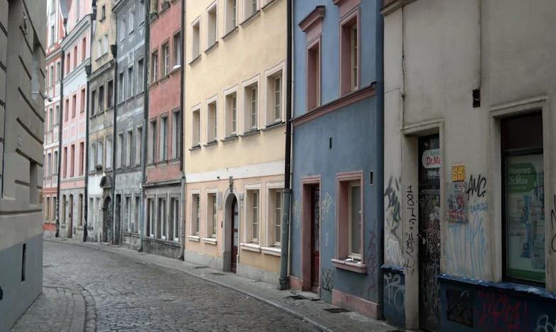 Host v lastním domě: Příběh jedné snachy z Prahy