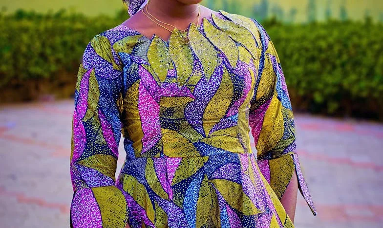 Mezi láskou a zradou: Příběh o matce, bratrovi a ztracené rodině