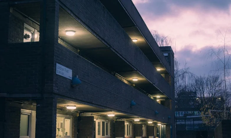 Moje tchyně, moje prokletí: Kdy se pomoc mění v jed?