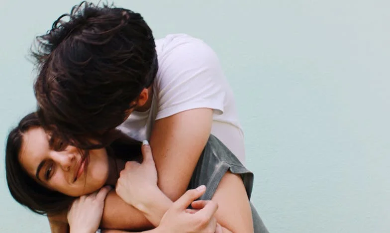 Zprávy, které změnily vše: Přiznání české manželky po čtyřiceti letech manželství