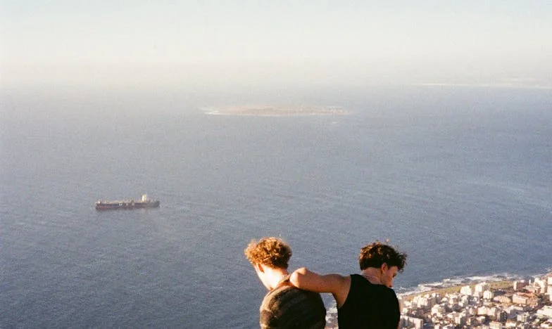 Dala jsem vnučce k narozeninám svetr. Její reakce mě zaskočila a rodinu rozdělila.