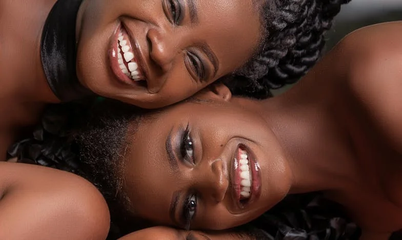 Matka, která nikdy nebyla mou: Tajemství domu na Klonové ulici