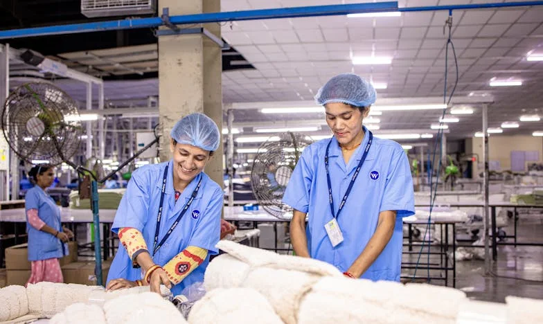 Neviditelné trhliny: Příběh o očekáváních, která ničí lásku