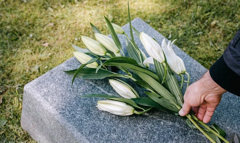 U stolu s rodiči, kteří mě nepoznali – Příběh jedné české rodiny a ztracené identity