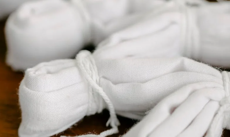 Ve stínu sousedů: Když se manželství rozpadá během jediného dne