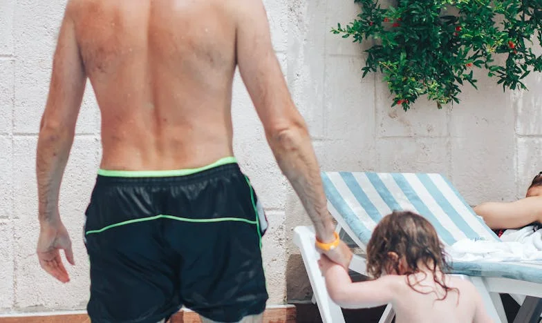 Cizinec v mém domě: Když vlastní bratr překročí všechny hranice a já musím chránit svůj klid