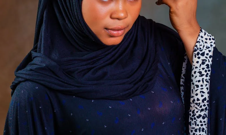 Můj bývalý manžel přišel na synovy narozeniny s novou ženou. To, co udělala, syna veřejně ponížilo… Ale netušila, co ji čeká na konci oslavy.