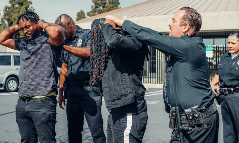 Museli jsme vyměnit zámky, aby tchyně nechodila do našeho bytu – příběh o tom, jak sny jedné ženy rozbily rodinu