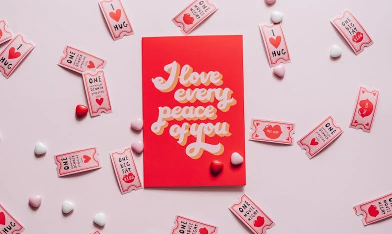 Šest let jsem se starala o babičku mého muže, zatímco tchyně byla v zahraničí. Teď se cítím zrazená a ptám se: Má smysl bojovat o manželství, když rodina bere jen a nedává nic zpět?