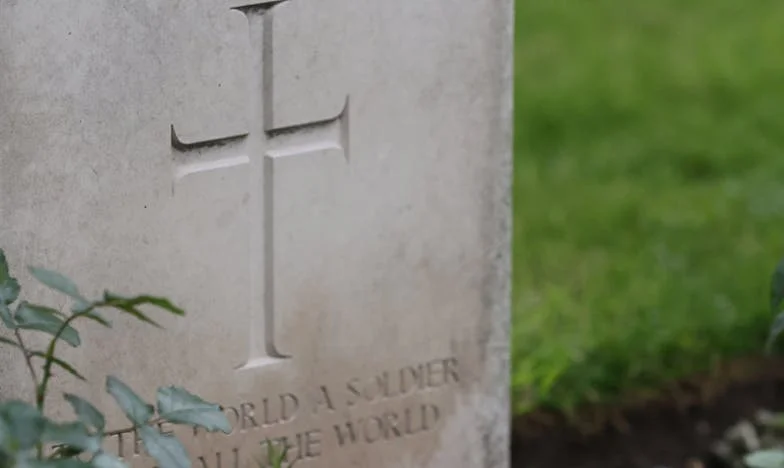 Jak jsem se snažila zastavit nepozvané příbuzné, kteří kazili každou rodinnou oslavu – příběh plný napětí a rodinných tajemství