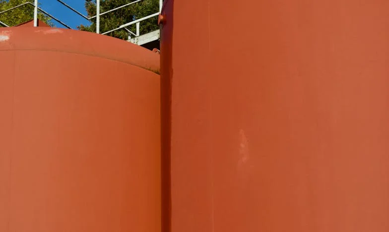 Když minulost klepe na dveře: Příběh nové manželky po rozhovoru s exmanželkou svého muže