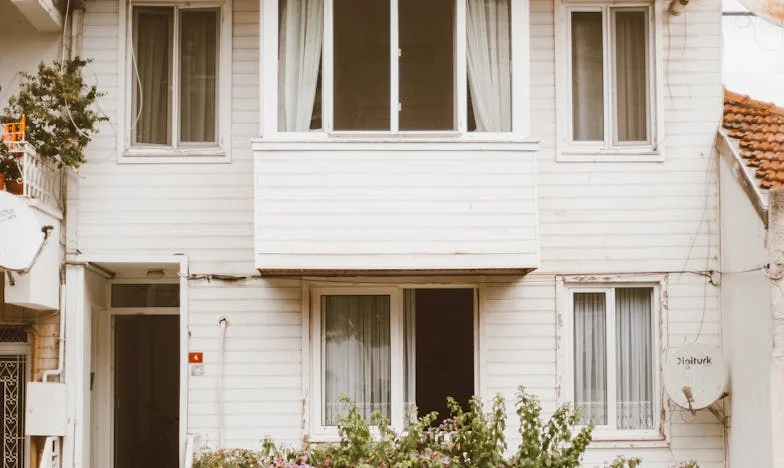 Víkend, který měl být jen náš – Když tchyně překročí práh (i ten pomyslný)