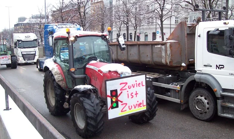 Tchyně mi vykřikla: „Nikdy už s tebou nepromluvím!“ – Život mezi dvěma ohni