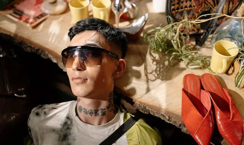 Myslela jsem, že mě podvádí s mladší. Ale on… vrátil se ke své bývalé po 25 letech