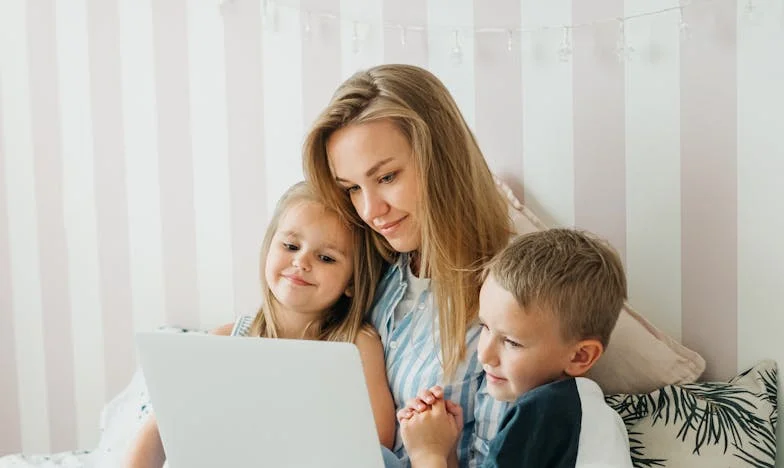 Една вечеря, която разби тишината: Истината за моето място в семейството