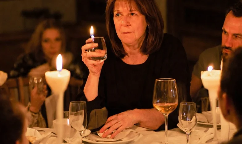 Когато собственото ти семейство те предаде: Историята на една вечер, която преобърна живота ми