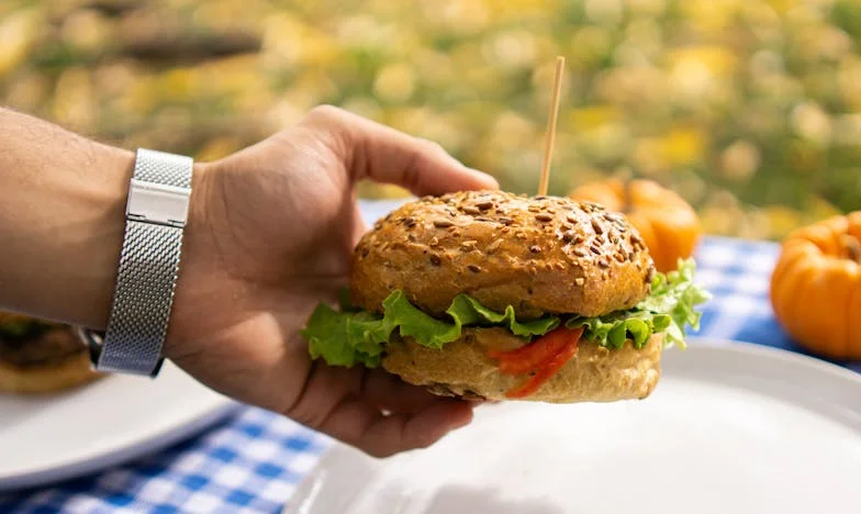 Моят дом, нейните правила: Как сестра ми превзе живота ми