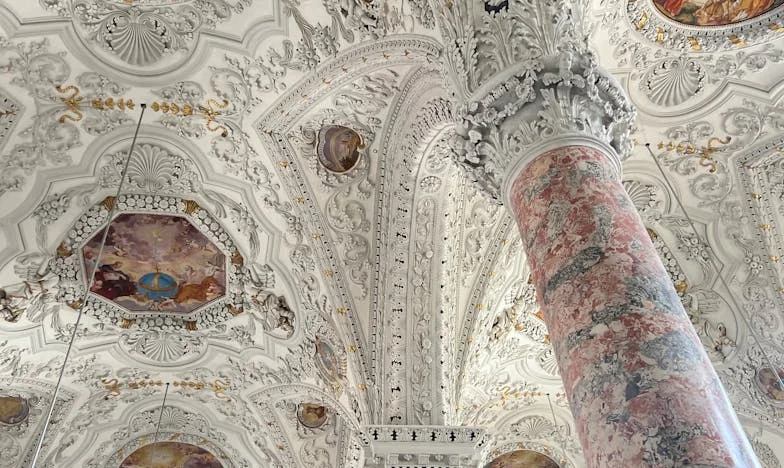 След петдесет: Историята на една жена, която се осмели да обича отново