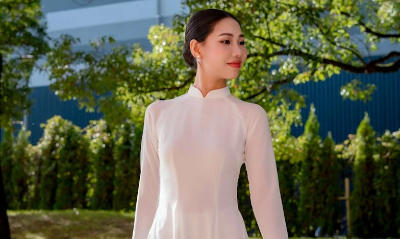 Домът, който ме приковa – Историята на една дъщеря в сянката на майка си