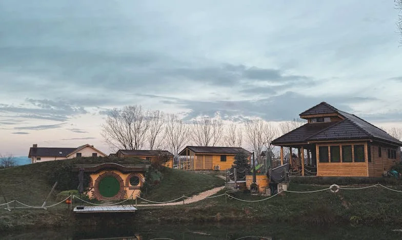 „Какво семейство само! Събирай си нещата, тръгваме си. Тук повече няма да стъпя.“ – Един семеен обяд, който преобърна живота ми