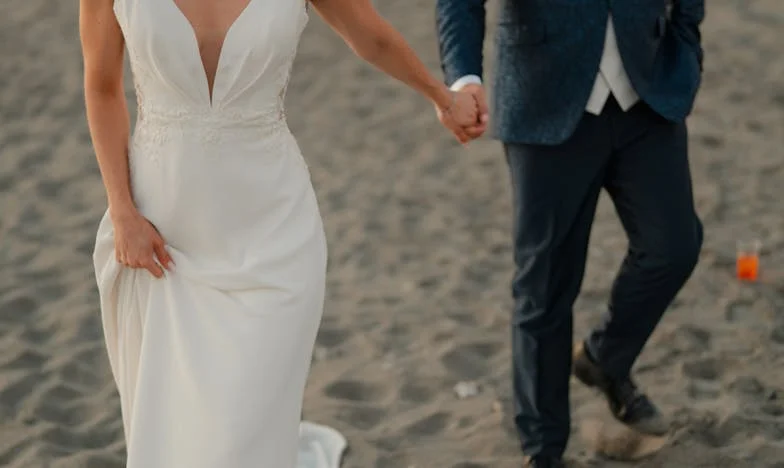 Между четири стени: Когато сърцето не знае на кого принадлежи