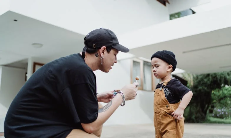 Когато дъщеря ми ми остави внука: Тайните, които разбиха нашето семейство