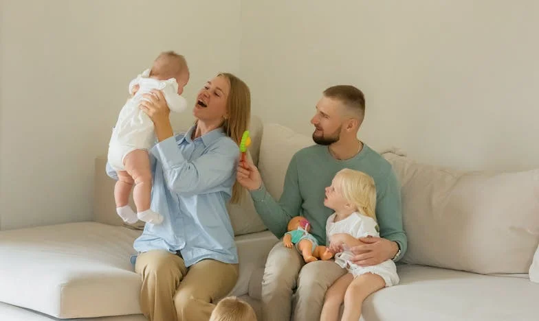 Когато мъжът ми разбра, че искам да изгоня родителите му от дома ни, той падна на колене: Но аз никога не бих го направила