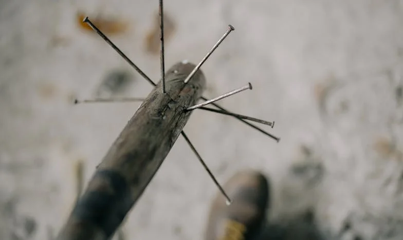 С куфар и две деца посред нощ: Как започнах живота си отначало, бягайки от насилието