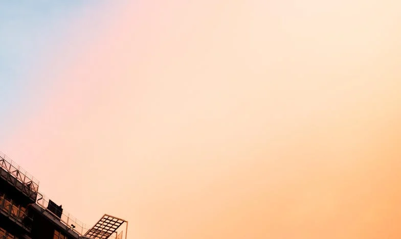 Битката на баба Юлия: Надежда сред руините