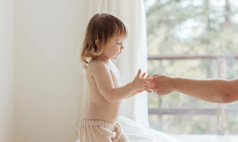 Дъщеря ми роди почти в кухнята, докато готвеше вечеря: История за изгубените приоритети и семейната болка