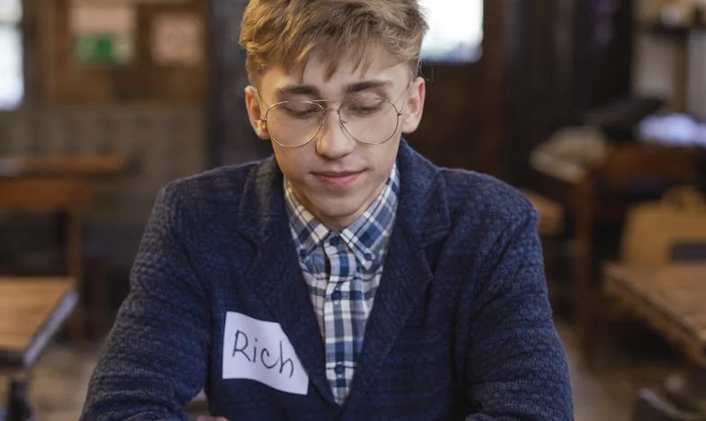 Когато обещанието се разпада: Раждането на Мартин и мълчанието на баба и дядо