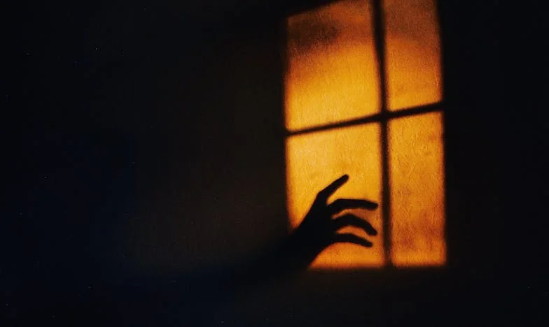 Сянка над нашето семейство: Когато съмнението влезе в дома ни