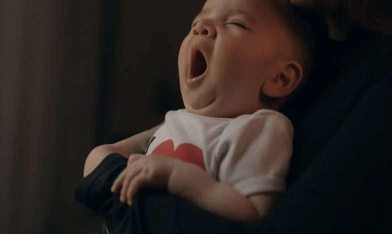 Между молитвата и сълзите: Как оцелях под един покрив с тъща си