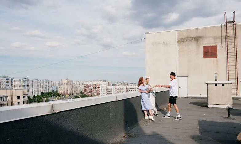 От приятелки до врагове: Как сватбата на сина ми разби нашето семейство