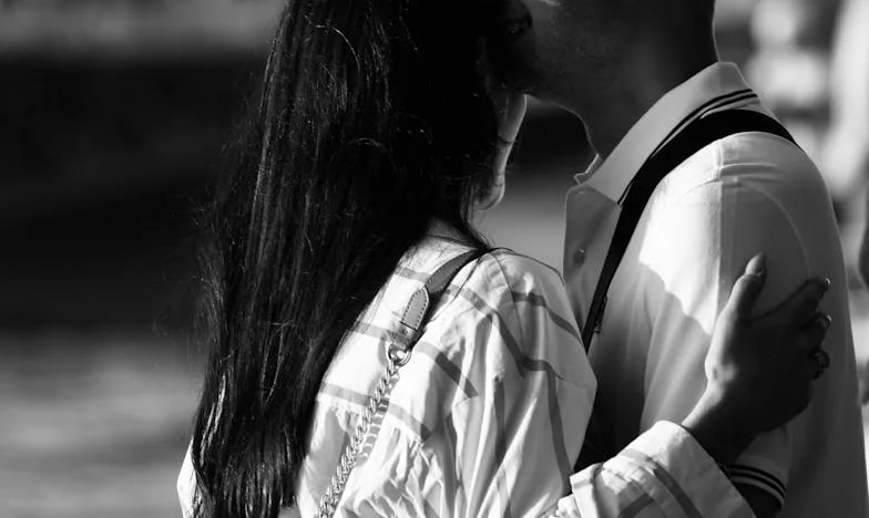 Всички Други Се Справят, А Аз Не: Фрустрацията на Георги към Съпругата Му