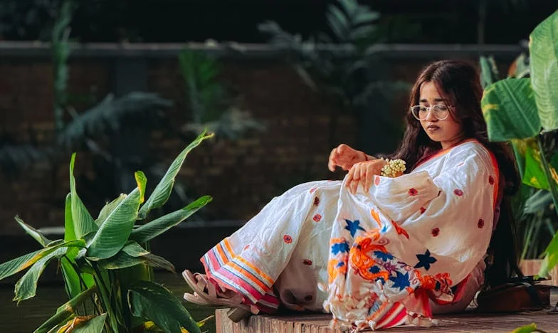 Балната рокля на срама: Историята на едно разбито сърце