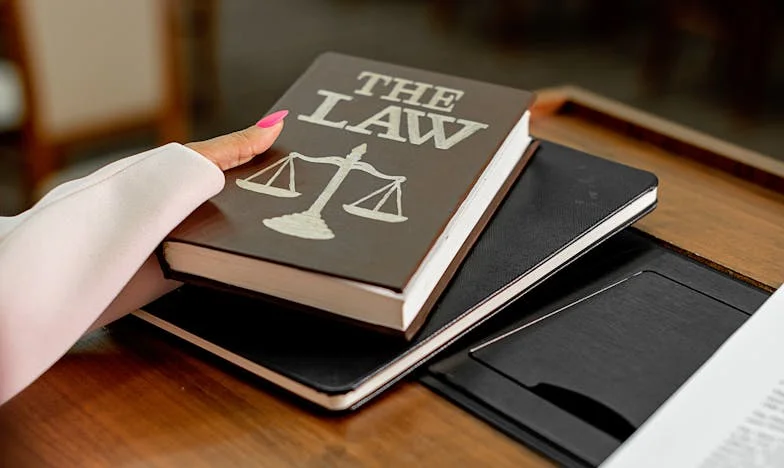 Между любовта и справедливостта: Когато майчината обич разделя братя