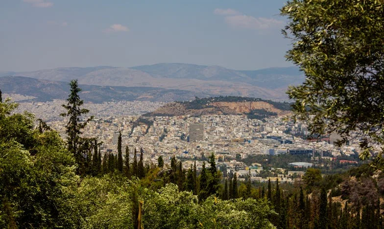 Последната молба на свекърва ми: Тежестта на едно семейство